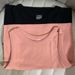 🛑SOLD🛑 Dynamic Muscle Crop Tank Bundle